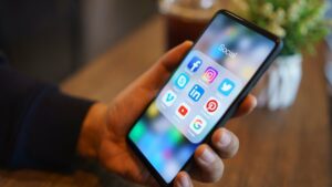 Las 13 mejores aplicaciones para el marketing en redes sociales